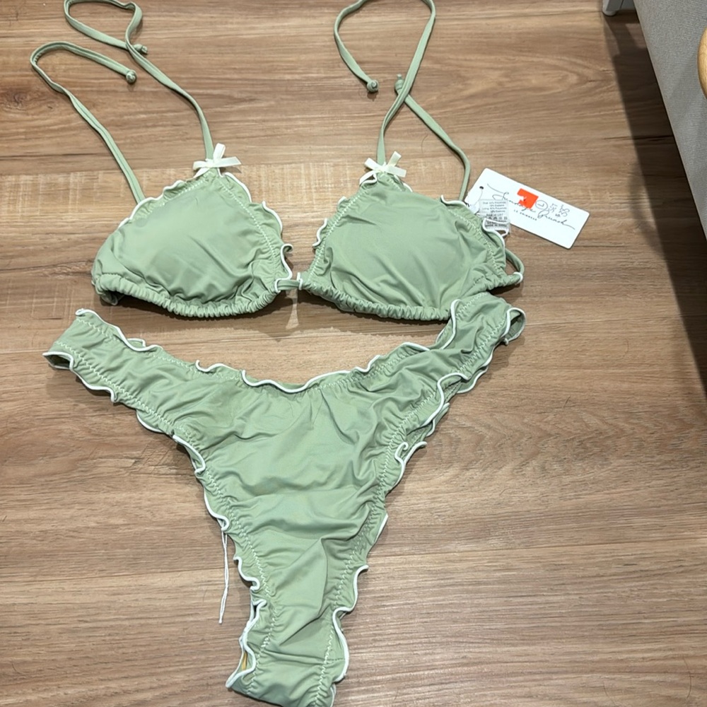 Swim suit